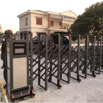 Cổng xếp inox Đài Loan giá rẻ 1 cổng xếp inox Đài Loan giá rẻ