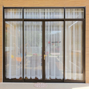 Cửa đi lùa 4 cánh nhôm Maxpro hệ 93