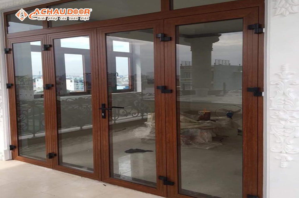 Cửa đi mở quay 4 cánh nhôm JMA hệ 55 1 Cửa đi mở quay 4 cánh nhôm JMA hệ 55