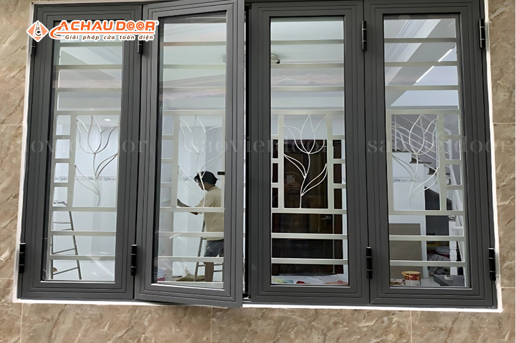 Cửa sổ mở quay 4 cánh nhôm JMA hệ 55 2 Cửa sổ mở quay 4 cánh nhôm JMA hệ 55