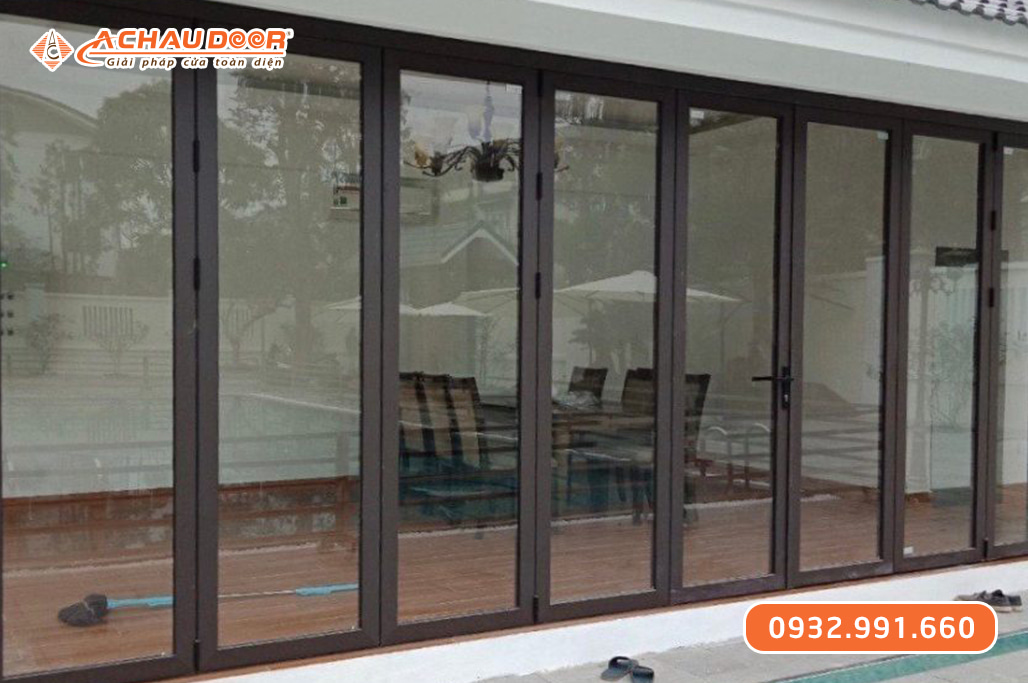 Cửa xếp trượt 8 cánh nhôm JMA hệ 55 3 Cửa xếp trượt 8 cánh nhôm JMA hệ 55