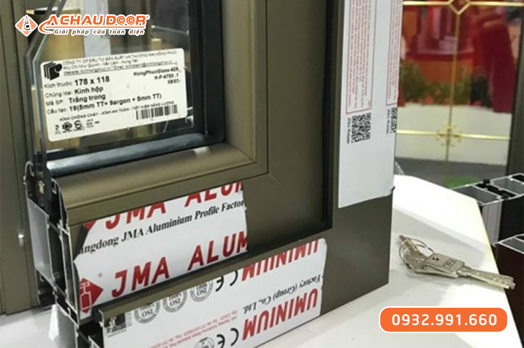 Cửa sổ quay lật 2 cánh nhôm JMA hệ 55 2 Cửa sổ quay lật 2 cánh nhôm JMA hệ 55